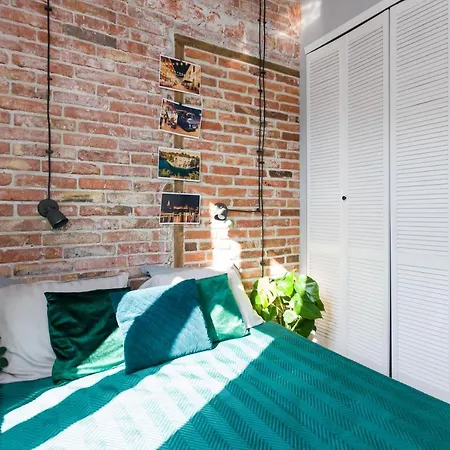 Discover - 3 Rakowicka St - Amazing Loft Near Main Station - Netflix * Краков