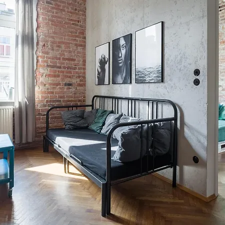 Discover - 3 Rakowicka St - Amazing Loft Near Main Station - Netflix *