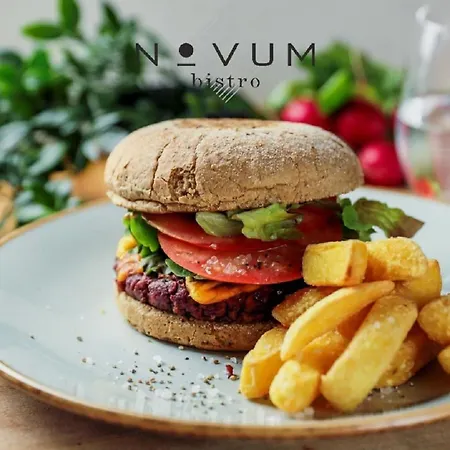 Discover - 3 Rakowicka St - Amazing Loft Near Main Station - Netflix 公寓 *