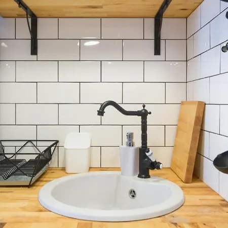Discover - 3 Rakowicka St - Amazing Loft Near Main Station - Netflix Cracovie