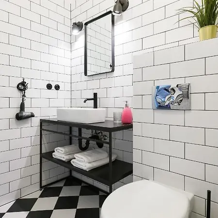 Discover - 3 Rakowicka St - Amazing Loft Near Main Station - Netflix Appartement *